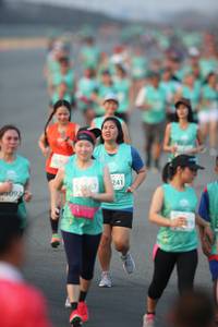 BIB: 241, 2867, 092
                            <button type="button" onclick="openModal(10507818)" class="btn btn-primary btn-sm float-right btn-popup" data-toggle="modal" data-target=".modal-high-quality">
                        <i class="fas fa-shopping-cart"></i> Add to Cart
                    </button>
                                            <button type="button" onclick="isThisMe(10507818, true)" class="btn btn-success btn-sm float-right btn-popup btn-isme hidden" data-toggle="tooltip" data-placement="bottom" title="นี่คือรูปของคุณใช่ไหม คลิกที่นี่เพื่อเอาเข้าอัลบั้ม">
                        <i class="fas fa-plus"></i> Add to album
                    </button>
                    <button type="button" onclick="isThisMe(10507818, false)" class="btn btn-warning btn-sm float-right btn-popup btn-isnotme hidden">
                        <i class="fas fa-ban"></i> Remove from album
                    </button>