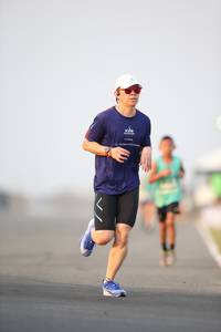 BIB: 
                            <button type="button" onclick="openModal(10502101)" class="btn btn-primary btn-sm float-right btn-popup" data-toggle="modal" data-target=".modal-high-quality">
                        <i class="fas fa-shopping-cart"></i> Add to Cart
                    </button>
                                            <button type="button" onclick="isThisMe(10502101, true)" class="btn btn-success btn-sm float-right btn-popup btn-isme hidden" data-toggle="tooltip" data-placement="bottom" title="นี่คือรูปของคุณใช่ไหม คลิกที่นี่เพื่อเอาเข้าอัลบั้ม">
                        <i class="fas fa-plus"></i> Add to album
                    </button>
                    <button type="button" onclick="isThisMe(10502101, false)" class="btn btn-warning btn-sm float-right btn-popup btn-isnotme hidden">
                        <i class="fas fa-ban"></i> Remove from album
                    </button>