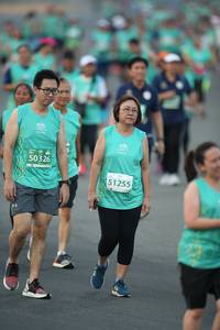 BIB: 50326, 51255
                            <button type="button" onclick="openModal(10513069)" class="btn btn-primary btn-sm float-right btn-popup" data-toggle="modal" data-target=".modal-high-quality">
                        <i class="fas fa-shopping-cart"></i> Add to Cart
                    </button>
                                            <button type="button" onclick="isThisMe(10513069, true)" class="btn btn-success btn-sm float-right btn-popup btn-isme hidden" data-toggle="tooltip" data-placement="bottom" title="นี่คือรูปของคุณใช่ไหม คลิกที่นี่เพื่อเอาเข้าอัลบั้ม">
                        <i class="fas fa-plus"></i> Add to album
                    </button>
                    <button type="button" onclick="isThisMe(10513069, false)" class="btn btn-warning btn-sm float-right btn-popup btn-isnotme hidden">
                        <i class="fas fa-ban"></i> Remove from album
                    </button>