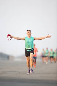 BIB: 1851
                            <button type="button" onclick="openModal(10501997)" class="btn btn-primary btn-sm float-right btn-popup" data-toggle="modal" data-target=".modal-high-quality">
                        <i class="fas fa-shopping-cart"></i> Add to Cart
                    </button>
                                            <button type="button" onclick="isThisMe(10501997, true)" class="btn btn-success btn-sm float-right btn-popup btn-isme hidden" data-toggle="tooltip" data-placement="bottom" title="นี่คือรูปของคุณใช่ไหม คลิกที่นี่เพื่อเอาเข้าอัลบั้ม">
                        <i class="fas fa-plus"></i> Add to album
                    </button>
                    <button type="button" onclick="isThisMe(10501997, false)" class="btn btn-warning btn-sm float-right btn-popup btn-isnotme hidden">
                        <i class="fas fa-ban"></i> Remove from album
                    </button>