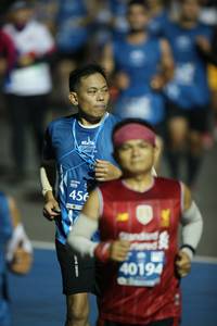 BIB: 456, 40194
                            <button type="button" onclick="openModal(11298495)" class="btn btn-primary btn-sm float-right btn-popup" data-toggle="modal" data-target=".modal-high-quality">
                        <i class="fas fa-shopping-cart"></i> Add to Cart
                    </button>
                                            <button type="button" onclick="isThisMe(11298495, true)" class="btn btn-success btn-sm float-right btn-popup btn-isme hidden" data-toggle="tooltip" data-placement="bottom" title="นี่คือรูปของคุณใช่ไหม คลิกที่นี่เพื่อเอาเข้าอัลบั้ม">
                        <i class="fas fa-plus"></i> Add to album
                    </button>
                    <button type="button" onclick="isThisMe(11298495, false)" class="btn btn-warning btn-sm float-right btn-popup btn-isnotme hidden">
                        <i class="fas fa-ban"></i> Remove from album
                    </button>