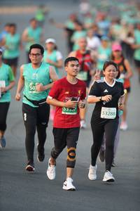 BIB: 503, 33537, 53288
                            <button type="button" onclick="openModal(10506582)" class="btn btn-primary btn-sm float-right btn-popup" data-toggle="modal" data-target=".modal-high-quality">
                        <i class="fas fa-shopping-cart"></i> Add to Cart
                    </button>
                                            <button type="button" onclick="isThisMe(10506582, true)" class="btn btn-success btn-sm float-right btn-popup btn-isme hidden" data-toggle="tooltip" data-placement="bottom" title="นี่คือรูปของคุณใช่ไหม คลิกที่นี่เพื่อเอาเข้าอัลบั้ม">
                        <i class="fas fa-plus"></i> Add to album
                    </button>
                    <button type="button" onclick="isThisMe(10506582, false)" class="btn btn-warning btn-sm float-right btn-popup btn-isnotme hidden">
                        <i class="fas fa-ban"></i> Remove from album
                    </button>