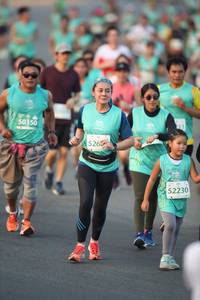 BIB: 50350, 526, 52230
                            <button type="button" onclick="openModal(10507045)" class="btn btn-primary btn-sm float-right btn-popup" data-toggle="modal" data-target=".modal-high-quality">
                        <i class="fas fa-shopping-cart"></i> Add to Cart
                    </button>
                                            <button type="button" onclick="isThisMe(10507045, true)" class="btn btn-success btn-sm float-right btn-popup btn-isme hidden" data-toggle="tooltip" data-placement="bottom" title="นี่คือรูปของคุณใช่ไหม คลิกที่นี่เพื่อเอาเข้าอัลบั้ม">
                        <i class="fas fa-plus"></i> Add to album
                    </button>
                    <button type="button" onclick="isThisMe(10507045, false)" class="btn btn-warning btn-sm float-right btn-popup btn-isnotme hidden">
                        <i class="fas fa-ban"></i> Remove from album
                    </button>