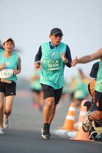 BIB: 50406, 52633
                            <button type="button" onclick="openModal(10502825)" class="btn btn-primary btn-sm float-right btn-popup" data-toggle="modal" data-target=".modal-high-quality">
                        <i class="fas fa-shopping-cart"></i> Add to Cart
                    </button>
                                            <button type="button" onclick="isThisMe(10502825, true)" class="btn btn-success btn-sm float-right btn-popup btn-isme hidden" data-toggle="tooltip" data-placement="bottom" title="นี่คือรูปของคุณใช่ไหม คลิกที่นี่เพื่อเอาเข้าอัลบั้ม">
                        <i class="fas fa-plus"></i> Add to album
                    </button>
                    <button type="button" onclick="isThisMe(10502825, false)" class="btn btn-warning btn-sm float-right btn-popup btn-isnotme hidden">
                        <i class="fas fa-ban"></i> Remove from album
                    </button>