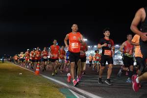 BIB: 0139, 25789, 066
                            <button type="button" onclick="openModal(11352601)" class="btn btn-primary btn-sm float-right btn-popup" data-toggle="modal" data-target=".modal-high-quality">
                        <i class="fas fa-shopping-cart"></i> Add to Cart
                    </button>
                                            <button type="button" onclick="isThisMe(11352601, true)" class="btn btn-success btn-sm float-right btn-popup btn-isme hidden" data-toggle="tooltip" data-placement="bottom" title="นี่คือรูปของคุณใช่ไหม คลิกที่นี่เพื่อเอาเข้าอัลบั้ม">
                        <i class="fas fa-plus"></i> Add to album
                    </button>
                    <button type="button" onclick="isThisMe(11352601, false)" class="btn btn-warning btn-sm float-right btn-popup btn-isnotme hidden">
                        <i class="fas fa-ban"></i> Remove from album
                    </button>