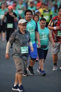 BIB: 52099, 51847, 502
                            <button type="button" onclick="openModal(10510660)" class="btn btn-primary btn-sm float-right btn-popup" data-toggle="modal" data-target=".modal-high-quality">
                        <i class="fas fa-shopping-cart"></i> Add to Cart
                    </button>
                                            <button type="button" onclick="isThisMe(10510660, true)" class="btn btn-success btn-sm float-right btn-popup btn-isme hidden" data-toggle="tooltip" data-placement="bottom" title="นี่คือรูปของคุณใช่ไหม คลิกที่นี่เพื่อเอาเข้าอัลบั้ม">
                        <i class="fas fa-plus"></i> Add to album
                    </button>
                    <button type="button" onclick="isThisMe(10510660, false)" class="btn btn-warning btn-sm float-right btn-popup btn-isnotme hidden">
                        <i class="fas fa-ban"></i> Remove from album
                    </button>