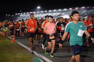 BIB: 1495, 3944, 26204
                            <button type="button" onclick="openModal(11390398)" class="btn btn-primary btn-sm float-right btn-popup" data-toggle="modal" data-target=".modal-high-quality">
                        <i class="fas fa-shopping-cart"></i> Add to Cart
                    </button>
                                            <button type="button" onclick="isThisMe(11390398, true)" class="btn btn-success btn-sm float-right btn-popup btn-isme hidden" data-toggle="tooltip" data-placement="bottom" title="นี่คือรูปของคุณใช่ไหม คลิกที่นี่เพื่อเอาเข้าอัลบั้ม">
                        <i class="fas fa-plus"></i> Add to album
                    </button>
                    <button type="button" onclick="isThisMe(11390398, false)" class="btn btn-warning btn-sm float-right btn-popup btn-isnotme hidden">
                        <i class="fas fa-ban"></i> Remove from album
                    </button>