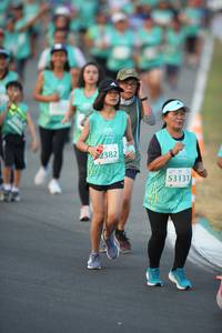 BIB: 2382, 53131
                            <button type="button" onclick="openModal(10508947)" class="btn btn-primary btn-sm float-right btn-popup" data-toggle="modal" data-target=".modal-high-quality">
                        <i class="fas fa-shopping-cart"></i> Add to Cart
                    </button>
                                            <button type="button" onclick="isThisMe(10508947, true)" class="btn btn-success btn-sm float-right btn-popup btn-isme hidden" data-toggle="tooltip" data-placement="bottom" title="นี่คือรูปของคุณใช่ไหม คลิกที่นี่เพื่อเอาเข้าอัลบั้ม">
                        <i class="fas fa-plus"></i> Add to album
                    </button>
                    <button type="button" onclick="isThisMe(10508947, false)" class="btn btn-warning btn-sm float-right btn-popup btn-isnotme hidden">
                        <i class="fas fa-ban"></i> Remove from album
                    </button>