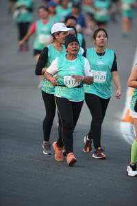 BIB: 3123, 5317
                            <button type="button" onclick="openModal(10510129)" class="btn btn-primary btn-sm float-right btn-popup" data-toggle="modal" data-target=".modal-high-quality">
                        <i class="fas fa-shopping-cart"></i> Add to Cart
                    </button>
                                            <button type="button" onclick="isThisMe(10510129, true)" class="btn btn-success btn-sm float-right btn-popup btn-isme hidden" data-toggle="tooltip" data-placement="bottom" title="นี่คือรูปของคุณใช่ไหม คลิกที่นี่เพื่อเอาเข้าอัลบั้ม">
                        <i class="fas fa-plus"></i> Add to album
                    </button>
                    <button type="button" onclick="isThisMe(10510129, false)" class="btn btn-warning btn-sm float-right btn-popup btn-isnotme hidden">
                        <i class="fas fa-ban"></i> Remove from album
                    </button>