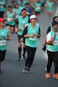 BIB: 519, 52864, 5317, 53089
                            <button type="button" onclick="openModal(10510131)" class="btn btn-primary btn-sm float-right btn-popup" data-toggle="modal" data-target=".modal-high-quality">
                        <i class="fas fa-shopping-cart"></i> Add to Cart
                    </button>
                                            <button type="button" onclick="isThisMe(10510131, true)" class="btn btn-success btn-sm float-right btn-popup btn-isme hidden" data-toggle="tooltip" data-placement="bottom" title="นี่คือรูปของคุณใช่ไหม คลิกที่นี่เพื่อเอาเข้าอัลบั้ม">
                        <i class="fas fa-plus"></i> Add to album
                    </button>
                    <button type="button" onclick="isThisMe(10510131, false)" class="btn btn-warning btn-sm float-right btn-popup btn-isnotme hidden">
                        <i class="fas fa-ban"></i> Remove from album
                    </button>