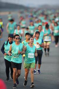 BIB: 52552, 1680
                            <button type="button" onclick="openModal(10507659)" class="btn btn-primary btn-sm float-right btn-popup" data-toggle="modal" data-target=".modal-high-quality">
                        <i class="fas fa-shopping-cart"></i> Add to Cart
                    </button>
                                            <button type="button" onclick="isThisMe(10507659, true)" class="btn btn-success btn-sm float-right btn-popup btn-isme hidden" data-toggle="tooltip" data-placement="bottom" title="นี่คือรูปของคุณใช่ไหม คลิกที่นี่เพื่อเอาเข้าอัลบั้ม">
                        <i class="fas fa-plus"></i> Add to album
                    </button>
                    <button type="button" onclick="isThisMe(10507659, false)" class="btn btn-warning btn-sm float-right btn-popup btn-isnotme hidden">
                        <i class="fas fa-ban"></i> Remove from album
                    </button>