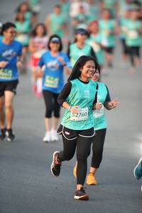 BIB: 52760
                            <button type="button" onclick="openModal(10504343)" class="btn btn-primary btn-sm float-right btn-popup" data-toggle="modal" data-target=".modal-high-quality">
                        <i class="fas fa-shopping-cart"></i> Add to Cart
                    </button>
                                            <button type="button" onclick="isThisMe(10504343, true)" class="btn btn-success btn-sm float-right btn-popup btn-isme hidden" data-toggle="tooltip" data-placement="bottom" title="นี่คือรูปของคุณใช่ไหม คลิกที่นี่เพื่อเอาเข้าอัลบั้ม">
                        <i class="fas fa-plus"></i> Add to album
                    </button>
                    <button type="button" onclick="isThisMe(10504343, false)" class="btn btn-warning btn-sm float-right btn-popup btn-isnotme hidden">
                        <i class="fas fa-ban"></i> Remove from album
                    </button>