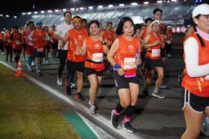 BIB: 233, 2484, 8322
                            <button type="button" onclick="openModal(11393589)" class="btn btn-primary btn-sm float-right btn-popup" data-toggle="modal" data-target=".modal-high-quality">
                        <i class="fas fa-shopping-cart"></i> Add to Cart
                    </button>
                                            <button type="button" onclick="isThisMe(11393589, true)" class="btn btn-success btn-sm float-right btn-popup btn-isme hidden" data-toggle="tooltip" data-placement="bottom" title="นี่คือรูปของคุณใช่ไหม คลิกที่นี่เพื่อเอาเข้าอัลบั้ม">
                        <i class="fas fa-plus"></i> Add to album
                    </button>
                    <button type="button" onclick="isThisMe(11393589, false)" class="btn btn-warning btn-sm float-right btn-popup btn-isnotme hidden">
                        <i class="fas fa-ban"></i> Remove from album
                    </button>
