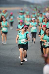 BIB: 115, 5083
                            <button type="button" onclick="openModal(10507356)" class="btn btn-primary btn-sm float-right btn-popup" data-toggle="modal" data-target=".modal-high-quality">
                        <i class="fas fa-shopping-cart"></i> Add to Cart
                    </button>
                                            <button type="button" onclick="isThisMe(10507356, true)" class="btn btn-success btn-sm float-right btn-popup btn-isme hidden" data-toggle="tooltip" data-placement="bottom" title="นี่คือรูปของคุณใช่ไหม คลิกที่นี่เพื่อเอาเข้าอัลบั้ม">
                        <i class="fas fa-plus"></i> Add to album
                    </button>
                    <button type="button" onclick="isThisMe(10507356, false)" class="btn btn-warning btn-sm float-right btn-popup btn-isnotme hidden">
                        <i class="fas fa-ban"></i> Remove from album
                    </button>