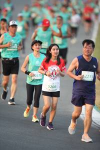 BIB: 32213, 0578, 52648
                            <button type="button" onclick="openModal(10505970)" class="btn btn-primary btn-sm float-right btn-popup" data-toggle="modal" data-target=".modal-high-quality">
                        <i class="fas fa-shopping-cart"></i> Add to Cart
                    </button>
                                            <button type="button" onclick="isThisMe(10505970, true)" class="btn btn-success btn-sm float-right btn-popup btn-isme hidden" data-toggle="tooltip" data-placement="bottom" title="นี่คือรูปของคุณใช่ไหม คลิกที่นี่เพื่อเอาเข้าอัลบั้ม">
                        <i class="fas fa-plus"></i> Add to album
                    </button>
                    <button type="button" onclick="isThisMe(10505970, false)" class="btn btn-warning btn-sm float-right btn-popup btn-isnotme hidden">
                        <i class="fas fa-ban"></i> Remove from album
                    </button>