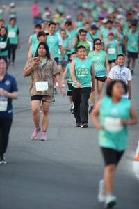 BIB: 51678, 1276
                            <button type="button" onclick="openModal(10511495)" class="btn btn-primary btn-sm float-right btn-popup" data-toggle="modal" data-target=".modal-high-quality">
                        <i class="fas fa-shopping-cart"></i> Add to Cart
                    </button>
                                            <button type="button" onclick="isThisMe(10511495, true)" class="btn btn-success btn-sm float-right btn-popup btn-isme hidden" data-toggle="tooltip" data-placement="bottom" title="นี่คือรูปของคุณใช่ไหม คลิกที่นี่เพื่อเอาเข้าอัลบั้ม">
                        <i class="fas fa-plus"></i> Add to album
                    </button>
                    <button type="button" onclick="isThisMe(10511495, false)" class="btn btn-warning btn-sm float-right btn-popup btn-isnotme hidden">
                        <i class="fas fa-ban"></i> Remove from album
                    </button>