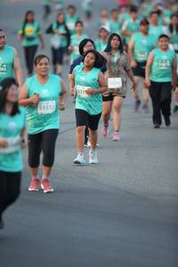 BIB: 088, 1276, 5315, 53312
                            <button type="button" onclick="openModal(10511479)" class="btn btn-primary btn-sm float-right btn-popup" data-toggle="modal" data-target=".modal-high-quality">
                        <i class="fas fa-shopping-cart"></i> Add to Cart
                    </button>
                                            <button type="button" onclick="isThisMe(10511479, true)" class="btn btn-success btn-sm float-right btn-popup btn-isme hidden" data-toggle="tooltip" data-placement="bottom" title="นี่คือรูปของคุณใช่ไหม คลิกที่นี่เพื่อเอาเข้าอัลบั้ม">
                        <i class="fas fa-plus"></i> Add to album
                    </button>
                    <button type="button" onclick="isThisMe(10511479, false)" class="btn btn-warning btn-sm float-right btn-popup btn-isnotme hidden">
                        <i class="fas fa-ban"></i> Remove from album
                    </button>