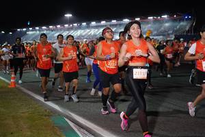 BIB: 4143, 22330, 23117
                            <button type="button" onclick="openModal(11368188)" class="btn btn-primary btn-sm float-right btn-popup" data-toggle="modal" data-target=".modal-high-quality">
                        <i class="fas fa-shopping-cart"></i> Add to Cart
                    </button>
                                            <button type="button" onclick="isThisMe(11368188, true)" class="btn btn-success btn-sm float-right btn-popup btn-isme hidden" data-toggle="tooltip" data-placement="bottom" title="นี่คือรูปของคุณใช่ไหม คลิกที่นี่เพื่อเอาเข้าอัลบั้ม">
                        <i class="fas fa-plus"></i> Add to album
                    </button>
                    <button type="button" onclick="isThisMe(11368188, false)" class="btn btn-warning btn-sm float-right btn-popup btn-isnotme hidden">
                        <i class="fas fa-ban"></i> Remove from album
                    </button>