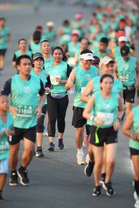 BIB: 51850
                            <button type="button" onclick="openModal(10505627)" class="btn btn-primary btn-sm float-right btn-popup" data-toggle="modal" data-target=".modal-high-quality">
                        <i class="fas fa-shopping-cart"></i> Add to Cart
                    </button>
                                            <button type="button" onclick="isThisMe(10505627, true)" class="btn btn-success btn-sm float-right btn-popup btn-isme hidden" data-toggle="tooltip" data-placement="bottom" title="นี่คือรูปของคุณใช่ไหม คลิกที่นี่เพื่อเอาเข้าอัลบั้ม">
                        <i class="fas fa-plus"></i> Add to album
                    </button>
                    <button type="button" onclick="isThisMe(10505627, false)" class="btn btn-warning btn-sm float-right btn-popup btn-isnotme hidden">
                        <i class="fas fa-ban"></i> Remove from album
                    </button>