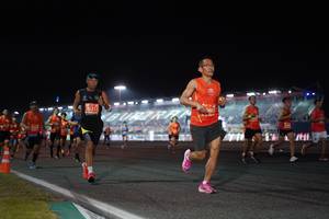 BIB: 26212, 0803
                            <button type="button" onclick="openModal(11344966)" class="btn btn-primary btn-sm float-right btn-popup" data-toggle="modal" data-target=".modal-high-quality">
                        <i class="fas fa-shopping-cart"></i> Add to Cart
                    </button>
                                            <button type="button" onclick="isThisMe(11344966, true)" class="btn btn-success btn-sm float-right btn-popup btn-isme hidden" data-toggle="tooltip" data-placement="bottom" title="นี่คือรูปของคุณใช่ไหม คลิกที่นี่เพื่อเอาเข้าอัลบั้ม">
                        <i class="fas fa-plus"></i> Add to album
                    </button>
                    <button type="button" onclick="isThisMe(11344966, false)" class="btn btn-warning btn-sm float-right btn-popup btn-isnotme hidden">
                        <i class="fas fa-ban"></i> Remove from album
                    </button>