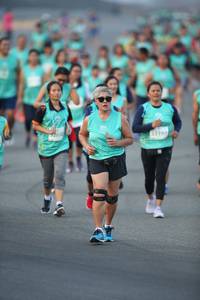 BIB: 3197
                            <button type="button" onclick="openModal(10511287)" class="btn btn-primary btn-sm float-right btn-popup" data-toggle="modal" data-target=".modal-high-quality">
                        <i class="fas fa-shopping-cart"></i> Add to Cart
                    </button>
                                            <button type="button" onclick="isThisMe(10511287, true)" class="btn btn-success btn-sm float-right btn-popup btn-isme hidden" data-toggle="tooltip" data-placement="bottom" title="นี่คือรูปของคุณใช่ไหม คลิกที่นี่เพื่อเอาเข้าอัลบั้ม">
                        <i class="fas fa-plus"></i> Add to album
                    </button>
                    <button type="button" onclick="isThisMe(10511287, false)" class="btn btn-warning btn-sm float-right btn-popup btn-isnotme hidden">
                        <i class="fas fa-ban"></i> Remove from album
                    </button>