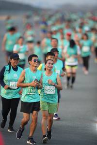 BIB: 5334, 52552, 5168
                            <button type="button" onclick="openModal(10507660)" class="btn btn-primary btn-sm float-right btn-popup" data-toggle="modal" data-target=".modal-high-quality">
                        <i class="fas fa-shopping-cart"></i> Add to Cart
                    </button>
                                            <button type="button" onclick="isThisMe(10507660, true)" class="btn btn-success btn-sm float-right btn-popup btn-isme hidden" data-toggle="tooltip" data-placement="bottom" title="นี่คือรูปของคุณใช่ไหม คลิกที่นี่เพื่อเอาเข้าอัลบั้ม">
                        <i class="fas fa-plus"></i> Add to album
                    </button>
                    <button type="button" onclick="isThisMe(10507660, false)" class="btn btn-warning btn-sm float-right btn-popup btn-isnotme hidden">
                        <i class="fas fa-ban"></i> Remove from album
                    </button>