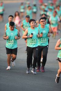 BIB: 51929, 51868, 51670
                            <button type="button" onclick="openModal(10504876)" class="btn btn-primary btn-sm float-right btn-popup" data-toggle="modal" data-target=".modal-high-quality">
                        <i class="fas fa-shopping-cart"></i> Add to Cart
                    </button>
                                            <button type="button" onclick="isThisMe(10504876, true)" class="btn btn-success btn-sm float-right btn-popup btn-isme hidden" data-toggle="tooltip" data-placement="bottom" title="นี่คือรูปของคุณใช่ไหม คลิกที่นี่เพื่อเอาเข้าอัลบั้ม">
                        <i class="fas fa-plus"></i> Add to album
                    </button>
                    <button type="button" onclick="isThisMe(10504876, false)" class="btn btn-warning btn-sm float-right btn-popup btn-isnotme hidden">
                        <i class="fas fa-ban"></i> Remove from album
                    </button>