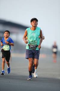 BIB: 50134, 70295
                            <button type="button" onclick="openModal(10502612)" class="btn btn-primary btn-sm float-right btn-popup" data-toggle="modal" data-target=".modal-high-quality">
                        <i class="fas fa-shopping-cart"></i> Add to Cart
                    </button>
                                            <button type="button" onclick="isThisMe(10502612, true)" class="btn btn-success btn-sm float-right btn-popup btn-isme hidden" data-toggle="tooltip" data-placement="bottom" title="นี่คือรูปของคุณใช่ไหม คลิกที่นี่เพื่อเอาเข้าอัลบั้ม">
                        <i class="fas fa-plus"></i> Add to album
                    </button>
                    <button type="button" onclick="isThisMe(10502612, false)" class="btn btn-warning btn-sm float-right btn-popup btn-isnotme hidden">
                        <i class="fas fa-ban"></i> Remove from album
                    </button>