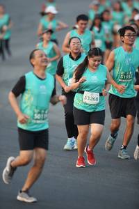 BIB: 51932, 53268, 501
                            <button type="button" onclick="openModal(10508617)" class="btn btn-primary btn-sm float-right btn-popup" data-toggle="modal" data-target=".modal-high-quality">
                        <i class="fas fa-shopping-cart"></i> Add to Cart
                    </button>
                                            <button type="button" onclick="isThisMe(10508617, true)" class="btn btn-success btn-sm float-right btn-popup btn-isme hidden" data-toggle="tooltip" data-placement="bottom" title="นี่คือรูปของคุณใช่ไหม คลิกที่นี่เพื่อเอาเข้าอัลบั้ม">
                        <i class="fas fa-plus"></i> Add to album
                    </button>
                    <button type="button" onclick="isThisMe(10508617, false)" class="btn btn-warning btn-sm float-right btn-popup btn-isnotme hidden">
                        <i class="fas fa-ban"></i> Remove from album
                    </button>