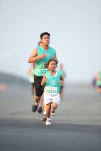 BIB: 52246
                            <button type="button" onclick="openModal(10502224)" class="btn btn-primary btn-sm float-right btn-popup" data-toggle="modal" data-target=".modal-high-quality">
                        <i class="fas fa-shopping-cart"></i> Add to Cart
                    </button>
                                            <button type="button" onclick="isThisMe(10502224, true)" class="btn btn-success btn-sm float-right btn-popup btn-isme hidden" data-toggle="tooltip" data-placement="bottom" title="นี่คือรูปของคุณใช่ไหม คลิกที่นี่เพื่อเอาเข้าอัลบั้ม">
                        <i class="fas fa-plus"></i> Add to album
                    </button>
                    <button type="button" onclick="isThisMe(10502224, false)" class="btn btn-warning btn-sm float-right btn-popup btn-isnotme hidden">
                        <i class="fas fa-ban"></i> Remove from album
                    </button>