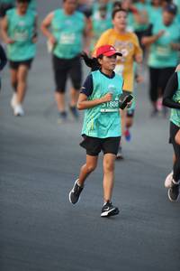 BIB: 1808
                            <button type="button" onclick="openModal(10508913)" class="btn btn-primary btn-sm float-right btn-popup" data-toggle="modal" data-target=".modal-high-quality">
                        <i class="fas fa-shopping-cart"></i> Add to Cart
                    </button>
                                            <button type="button" onclick="isThisMe(10508913, true)" class="btn btn-success btn-sm float-right btn-popup btn-isme hidden" data-toggle="tooltip" data-placement="bottom" title="นี่คือรูปของคุณใช่ไหม คลิกที่นี่เพื่อเอาเข้าอัลบั้ม">
                        <i class="fas fa-plus"></i> Add to album
                    </button>
                    <button type="button" onclick="isThisMe(10508913, false)" class="btn btn-warning btn-sm float-right btn-popup btn-isnotme hidden">
                        <i class="fas fa-ban"></i> Remove from album
                    </button>