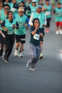 BIB: 1902, 1887, 50889
                            <button type="button" onclick="openModal(10508140)" class="btn btn-primary btn-sm float-right btn-popup" data-toggle="modal" data-target=".modal-high-quality">
                        <i class="fas fa-shopping-cart"></i> Add to Cart
                    </button>
                                            <button type="button" onclick="isThisMe(10508140, true)" class="btn btn-success btn-sm float-right btn-popup btn-isme hidden" data-toggle="tooltip" data-placement="bottom" title="นี่คือรูปของคุณใช่ไหม คลิกที่นี่เพื่อเอาเข้าอัลบั้ม">
                        <i class="fas fa-plus"></i> Add to album
                    </button>
                    <button type="button" onclick="isThisMe(10508140, false)" class="btn btn-warning btn-sm float-right btn-popup btn-isnotme hidden">
                        <i class="fas fa-ban"></i> Remove from album
                    </button>