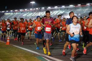 BIB: 1218, 25004, 24951
                            <button type="button" onclick="openModal(11375781)" class="btn btn-primary btn-sm float-right btn-popup" data-toggle="modal" data-target=".modal-high-quality">
                        <i class="fas fa-shopping-cart"></i> Add to Cart
                    </button>
                                            <button type="button" onclick="isThisMe(11375781, true)" class="btn btn-success btn-sm float-right btn-popup btn-isme hidden" data-toggle="tooltip" data-placement="bottom" title="นี่คือรูปของคุณใช่ไหม คลิกที่นี่เพื่อเอาเข้าอัลบั้ม">
                        <i class="fas fa-plus"></i> Add to album
                    </button>
                    <button type="button" onclick="isThisMe(11375781, false)" class="btn btn-warning btn-sm float-right btn-popup btn-isnotme hidden">
                        <i class="fas fa-ban"></i> Remove from album
                    </button>