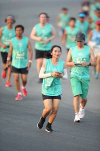 BIB: 30107
                            <button type="button" onclick="openModal(10504470)" class="btn btn-primary btn-sm float-right btn-popup" data-toggle="modal" data-target=".modal-high-quality">
                        <i class="fas fa-shopping-cart"></i> Add to Cart
                    </button>
                                            <button type="button" onclick="isThisMe(10504470, true)" class="btn btn-success btn-sm float-right btn-popup btn-isme hidden" data-toggle="tooltip" data-placement="bottom" title="นี่คือรูปของคุณใช่ไหม คลิกที่นี่เพื่อเอาเข้าอัลบั้ม">
                        <i class="fas fa-plus"></i> Add to album
                    </button>
                    <button type="button" onclick="isThisMe(10504470, false)" class="btn btn-warning btn-sm float-right btn-popup btn-isnotme hidden">
                        <i class="fas fa-ban"></i> Remove from album
                    </button>