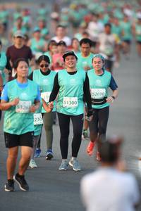 BIB: 52690, 119, 51300, 5326, 230
                            <button type="button" onclick="openModal(10507032)" class="btn btn-primary btn-sm float-right btn-popup" data-toggle="modal" data-target=".modal-high-quality">
                        <i class="fas fa-shopping-cart"></i> Add to Cart
                    </button>
                                            <button type="button" onclick="isThisMe(10507032, true)" class="btn btn-success btn-sm float-right btn-popup btn-isme hidden" data-toggle="tooltip" data-placement="bottom" title="นี่คือรูปของคุณใช่ไหม คลิกที่นี่เพื่อเอาเข้าอัลบั้ม">
                        <i class="fas fa-plus"></i> Add to album
                    </button>
                    <button type="button" onclick="isThisMe(10507032, false)" class="btn btn-warning btn-sm float-right btn-popup btn-isnotme hidden">
                        <i class="fas fa-ban"></i> Remove from album
                    </button>