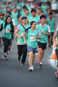 BIB: 1563, 52435
                            <button type="button" onclick="openModal(10511550)" class="btn btn-primary btn-sm float-right btn-popup" data-toggle="modal" data-target=".modal-high-quality">
                        <i class="fas fa-shopping-cart"></i> Add to Cart
                    </button>
                                            <button type="button" onclick="isThisMe(10511550, true)" class="btn btn-success btn-sm float-right btn-popup btn-isme hidden" data-toggle="tooltip" data-placement="bottom" title="นี่คือรูปของคุณใช่ไหม คลิกที่นี่เพื่อเอาเข้าอัลบั้ม">
                        <i class="fas fa-plus"></i> Add to album
                    </button>
                    <button type="button" onclick="isThisMe(10511550, false)" class="btn btn-warning btn-sm float-right btn-popup btn-isnotme hidden">
                        <i class="fas fa-ban"></i> Remove from album
                    </button>