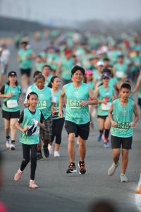 BIB: 52053, 1740, 51652
                            <button type="button" onclick="openModal(10507871)" class="btn btn-primary btn-sm float-right btn-popup" data-toggle="modal" data-target=".modal-high-quality">
                        <i class="fas fa-shopping-cart"></i> Add to Cart
                    </button>
                                            <button type="button" onclick="isThisMe(10507871, true)" class="btn btn-success btn-sm float-right btn-popup btn-isme hidden" data-toggle="tooltip" data-placement="bottom" title="นี่คือรูปของคุณใช่ไหม คลิกที่นี่เพื่อเอาเข้าอัลบั้ม">
                        <i class="fas fa-plus"></i> Add to album
                    </button>
                    <button type="button" onclick="isThisMe(10507871, false)" class="btn btn-warning btn-sm float-right btn-popup btn-isnotme hidden">
                        <i class="fas fa-ban"></i> Remove from album
                    </button>