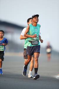 BIB: 295
                            <button type="button" onclick="openModal(10502611)" class="btn btn-primary btn-sm float-right btn-popup" data-toggle="modal" data-target=".modal-high-quality">
                        <i class="fas fa-shopping-cart"></i> Add to Cart
                    </button>
                                            <button type="button" onclick="isThisMe(10502611, true)" class="btn btn-success btn-sm float-right btn-popup btn-isme hidden" data-toggle="tooltip" data-placement="bottom" title="นี่คือรูปของคุณใช่ไหม คลิกที่นี่เพื่อเอาเข้าอัลบั้ม">
                        <i class="fas fa-plus"></i> Add to album
                    </button>
                    <button type="button" onclick="isThisMe(10502611, false)" class="btn btn-warning btn-sm float-right btn-popup btn-isnotme hidden">
                        <i class="fas fa-ban"></i> Remove from album
                    </button>