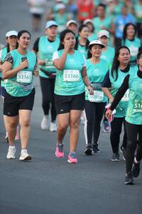 BIB: 53160, 53161, 50898
                            <button type="button" onclick="openModal(10511880)" class="btn btn-primary btn-sm float-right btn-popup" data-toggle="modal" data-target=".modal-high-quality">
                        <i class="fas fa-shopping-cart"></i> Add to Cart
                    </button>
                                            <button type="button" onclick="isThisMe(10511880, true)" class="btn btn-success btn-sm float-right btn-popup btn-isme hidden" data-toggle="tooltip" data-placement="bottom" title="นี่คือรูปของคุณใช่ไหม คลิกที่นี่เพื่อเอาเข้าอัลบั้ม">
                        <i class="fas fa-plus"></i> Add to album
                    </button>
                    <button type="button" onclick="isThisMe(10511880, false)" class="btn btn-warning btn-sm float-right btn-popup btn-isnotme hidden">
                        <i class="fas fa-ban"></i> Remove from album
                    </button>