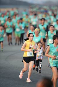 BIB: 330, 51172, 
                            <button type="button" onclick="openModal(10507605)" class="btn btn-primary btn-sm float-right btn-popup" data-toggle="modal" data-target=".modal-high-quality">
                        <i class="fas fa-shopping-cart"></i> Add to Cart
                    </button>
                                            <button type="button" onclick="isThisMe(10507605, true)" class="btn btn-success btn-sm float-right btn-popup btn-isme hidden" data-toggle="tooltip" data-placement="bottom" title="นี่คือรูปของคุณใช่ไหม คลิกที่นี่เพื่อเอาเข้าอัลบั้ม">
                        <i class="fas fa-plus"></i> Add to album
                    </button>
                    <button type="button" onclick="isThisMe(10507605, false)" class="btn btn-warning btn-sm float-right btn-popup btn-isnotme hidden">
                        <i class="fas fa-ban"></i> Remove from album
                    </button>