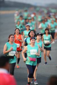 BIB: 52867, 53092
                            <button type="button" onclick="openModal(10507825)" class="btn btn-primary btn-sm float-right btn-popup" data-toggle="modal" data-target=".modal-high-quality">
                        <i class="fas fa-shopping-cart"></i> Add to Cart
                    </button>
                                            <button type="button" onclick="isThisMe(10507825, true)" class="btn btn-success btn-sm float-right btn-popup btn-isme hidden" data-toggle="tooltip" data-placement="bottom" title="นี่คือรูปของคุณใช่ไหม คลิกที่นี่เพื่อเอาเข้าอัลบั้ม">
                        <i class="fas fa-plus"></i> Add to album
                    </button>
                    <button type="button" onclick="isThisMe(10507825, false)" class="btn btn-warning btn-sm float-right btn-popup btn-isnotme hidden">
                        <i class="fas fa-ban"></i> Remove from album
                    </button>