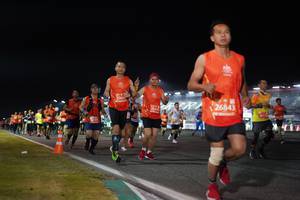 BIB: 26843, 21641, 201
                            <button type="button" onclick="openModal(11354204)" class="btn btn-primary btn-sm float-right btn-popup" data-toggle="modal" data-target=".modal-high-quality">
                        <i class="fas fa-shopping-cart"></i> Add to Cart
                    </button>
                                            <button type="button" onclick="isThisMe(11354204, true)" class="btn btn-success btn-sm float-right btn-popup btn-isme hidden" data-toggle="tooltip" data-placement="bottom" title="นี่คือรูปของคุณใช่ไหม คลิกที่นี่เพื่อเอาเข้าอัลบั้ม">
                        <i class="fas fa-plus"></i> Add to album
                    </button>
                    <button type="button" onclick="isThisMe(11354204, false)" class="btn btn-warning btn-sm float-right btn-popup btn-isnotme hidden">
                        <i class="fas fa-ban"></i> Remove from album
                    </button>