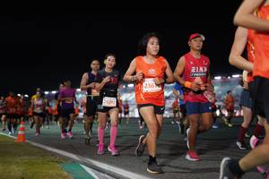 BIB: 236, 23292
                            <button type="button" onclick="openModal(11358145)" class="btn btn-primary btn-sm float-right btn-popup" data-toggle="modal" data-target=".modal-high-quality">
                        <i class="fas fa-shopping-cart"></i> Add to Cart
                    </button>
                                            <button type="button" onclick="isThisMe(11358145, true)" class="btn btn-success btn-sm float-right btn-popup btn-isme hidden" data-toggle="tooltip" data-placement="bottom" title="นี่คือรูปของคุณใช่ไหม คลิกที่นี่เพื่อเอาเข้าอัลบั้ม">
                        <i class="fas fa-plus"></i> Add to album
                    </button>
                    <button type="button" onclick="isThisMe(11358145, false)" class="btn btn-warning btn-sm float-right btn-popup btn-isnotme hidden">
                        <i class="fas fa-ban"></i> Remove from album
                    </button>