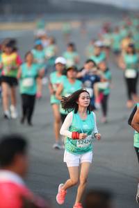 BIB: 52424
                            <button type="button" onclick="openModal(10507500)" class="btn btn-primary btn-sm float-right btn-popup" data-toggle="modal" data-target=".modal-high-quality">
                        <i class="fas fa-shopping-cart"></i> Add to Cart
                    </button>
                                            <button type="button" onclick="isThisMe(10507500, true)" class="btn btn-success btn-sm float-right btn-popup btn-isme hidden" data-toggle="tooltip" data-placement="bottom" title="นี่คือรูปของคุณใช่ไหม คลิกที่นี่เพื่อเอาเข้าอัลบั้ม">
                        <i class="fas fa-plus"></i> Add to album
                    </button>
                    <button type="button" onclick="isThisMe(10507500, false)" class="btn btn-warning btn-sm float-right btn-popup btn-isnotme hidden">
                        <i class="fas fa-ban"></i> Remove from album
                    </button>