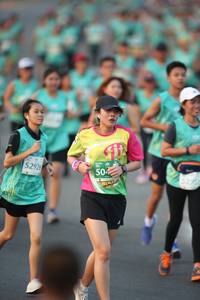 BIB: 52926, 504
                            <button type="button" onclick="openModal(10507563)" class="btn btn-primary btn-sm float-right btn-popup" data-toggle="modal" data-target=".modal-high-quality">
                        <i class="fas fa-shopping-cart"></i> Add to Cart
                    </button>
                                            <button type="button" onclick="isThisMe(10507563, true)" class="btn btn-success btn-sm float-right btn-popup btn-isme hidden" data-toggle="tooltip" data-placement="bottom" title="นี่คือรูปของคุณใช่ไหม คลิกที่นี่เพื่อเอาเข้าอัลบั้ม">
                        <i class="fas fa-plus"></i> Add to album
                    </button>
                    <button type="button" onclick="isThisMe(10507563, false)" class="btn btn-warning btn-sm float-right btn-popup btn-isnotme hidden">
                        <i class="fas fa-ban"></i> Remove from album
                    </button>