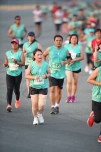 BIB: 50327, 52967, 2483
                            <button type="button" onclick="openModal(10504628)" class="btn btn-primary btn-sm float-right btn-popup" data-toggle="modal" data-target=".modal-high-quality">
                        <i class="fas fa-shopping-cart"></i> Add to Cart
                    </button>
                                            <button type="button" onclick="isThisMe(10504628, true)" class="btn btn-success btn-sm float-right btn-popup btn-isme hidden" data-toggle="tooltip" data-placement="bottom" title="นี่คือรูปของคุณใช่ไหม คลิกที่นี่เพื่อเอาเข้าอัลบั้ม">
                        <i class="fas fa-plus"></i> Add to album
                    </button>
                    <button type="button" onclick="isThisMe(10504628, false)" class="btn btn-warning btn-sm float-right btn-popup btn-isnotme hidden">
                        <i class="fas fa-ban"></i> Remove from album
                    </button>