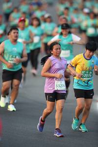 BIB: 310, 52076, 53276
                            <button type="button" onclick="openModal(10507684)" class="btn btn-primary btn-sm float-right btn-popup" data-toggle="modal" data-target=".modal-high-quality">
                        <i class="fas fa-shopping-cart"></i> Add to Cart
                    </button>
                                            <button type="button" onclick="isThisMe(10507684, true)" class="btn btn-success btn-sm float-right btn-popup btn-isme hidden" data-toggle="tooltip" data-placement="bottom" title="นี่คือรูปของคุณใช่ไหม คลิกที่นี่เพื่อเอาเข้าอัลบั้ม">
                        <i class="fas fa-plus"></i> Add to album
                    </button>
                    <button type="button" onclick="isThisMe(10507684, false)" class="btn btn-warning btn-sm float-right btn-popup btn-isnotme hidden">
                        <i class="fas fa-ban"></i> Remove from album
                    </button>