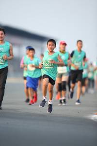 BIB: 591, 50027
                            <button type="button" onclick="openModal(10504016)" class="btn btn-primary btn-sm float-right btn-popup" data-toggle="modal" data-target=".modal-high-quality">
                        <i class="fas fa-shopping-cart"></i> Add to Cart
                    </button>
                                            <button type="button" onclick="isThisMe(10504016, true)" class="btn btn-success btn-sm float-right btn-popup btn-isme hidden" data-toggle="tooltip" data-placement="bottom" title="นี่คือรูปของคุณใช่ไหม คลิกที่นี่เพื่อเอาเข้าอัลบั้ม">
                        <i class="fas fa-plus"></i> Add to album
                    </button>
                    <button type="button" onclick="isThisMe(10504016, false)" class="btn btn-warning btn-sm float-right btn-popup btn-isnotme hidden">
                        <i class="fas fa-ban"></i> Remove from album
                    </button>