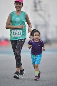 BIB: 52425
                            <button type="button" onclick="openModal(10495401)" class="btn btn-primary btn-sm float-right btn-popup" data-toggle="modal" data-target=".modal-high-quality">
                        <i class="fas fa-shopping-cart"></i> Add to Cart
                    </button>
                                            <button type="button" onclick="isThisMe(10495401, true)" class="btn btn-success btn-sm float-right btn-popup btn-isme hidden" data-toggle="tooltip" data-placement="bottom" title="นี่คือรูปของคุณใช่ไหม คลิกที่นี่เพื่อเอาเข้าอัลบั้ม">
                        <i class="fas fa-plus"></i> Add to album
                    </button>
                    <button type="button" onclick="isThisMe(10495401, false)" class="btn btn-warning btn-sm float-right btn-popup btn-isnotme hidden">
                        <i class="fas fa-ban"></i> Remove from album
                    </button>