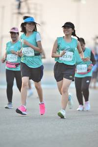 BIB: 52576, 2578, 52925, 52857
                            <button type="button" onclick="openModal(10507935)" class="btn btn-primary btn-sm float-right btn-popup" data-toggle="modal" data-target=".modal-high-quality">
                        <i class="fas fa-shopping-cart"></i> Add to Cart
                    </button>
                                            <button type="button" onclick="isThisMe(10507935, true)" class="btn btn-success btn-sm float-right btn-popup btn-isme hidden" data-toggle="tooltip" data-placement="bottom" title="นี่คือรูปของคุณใช่ไหม คลิกที่นี่เพื่อเอาเข้าอัลบั้ม">
                        <i class="fas fa-plus"></i> Add to album
                    </button>
                    <button type="button" onclick="isThisMe(10507935, false)" class="btn btn-warning btn-sm float-right btn-popup btn-isnotme hidden">
                        <i class="fas fa-ban"></i> Remove from album
                    </button>